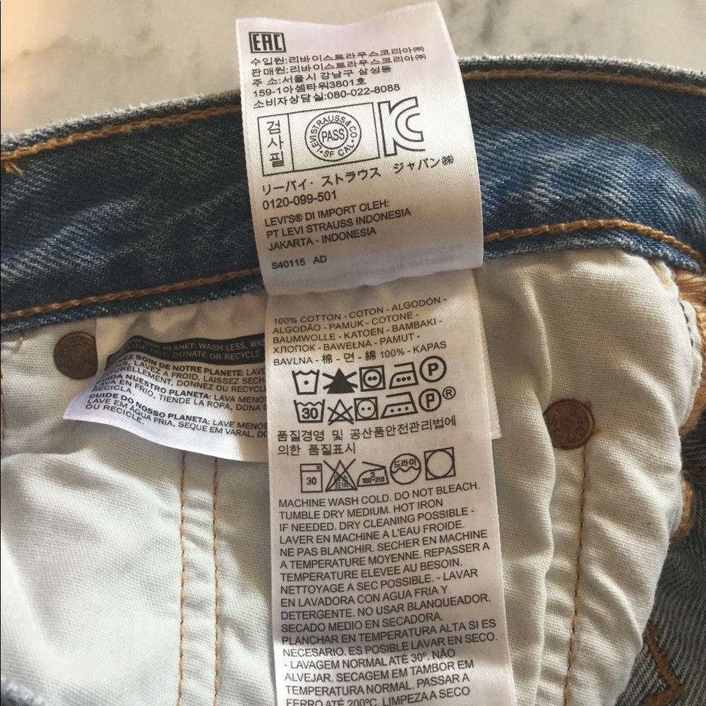 Levi’s 501 Taper Button-Fly So Called Life Wash - Picture 6 of 7